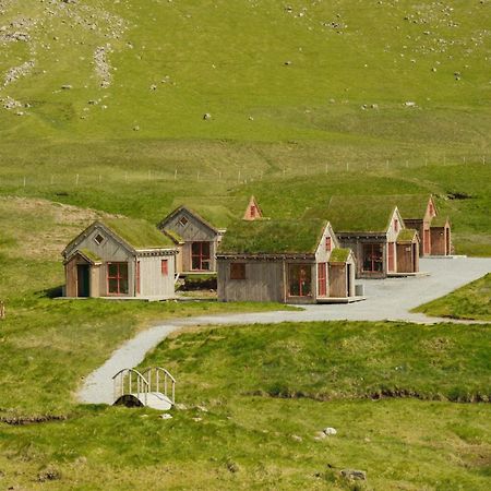 Mulafossur Cottages By Famous Waterfall In Gasadalur Buitenkant foto