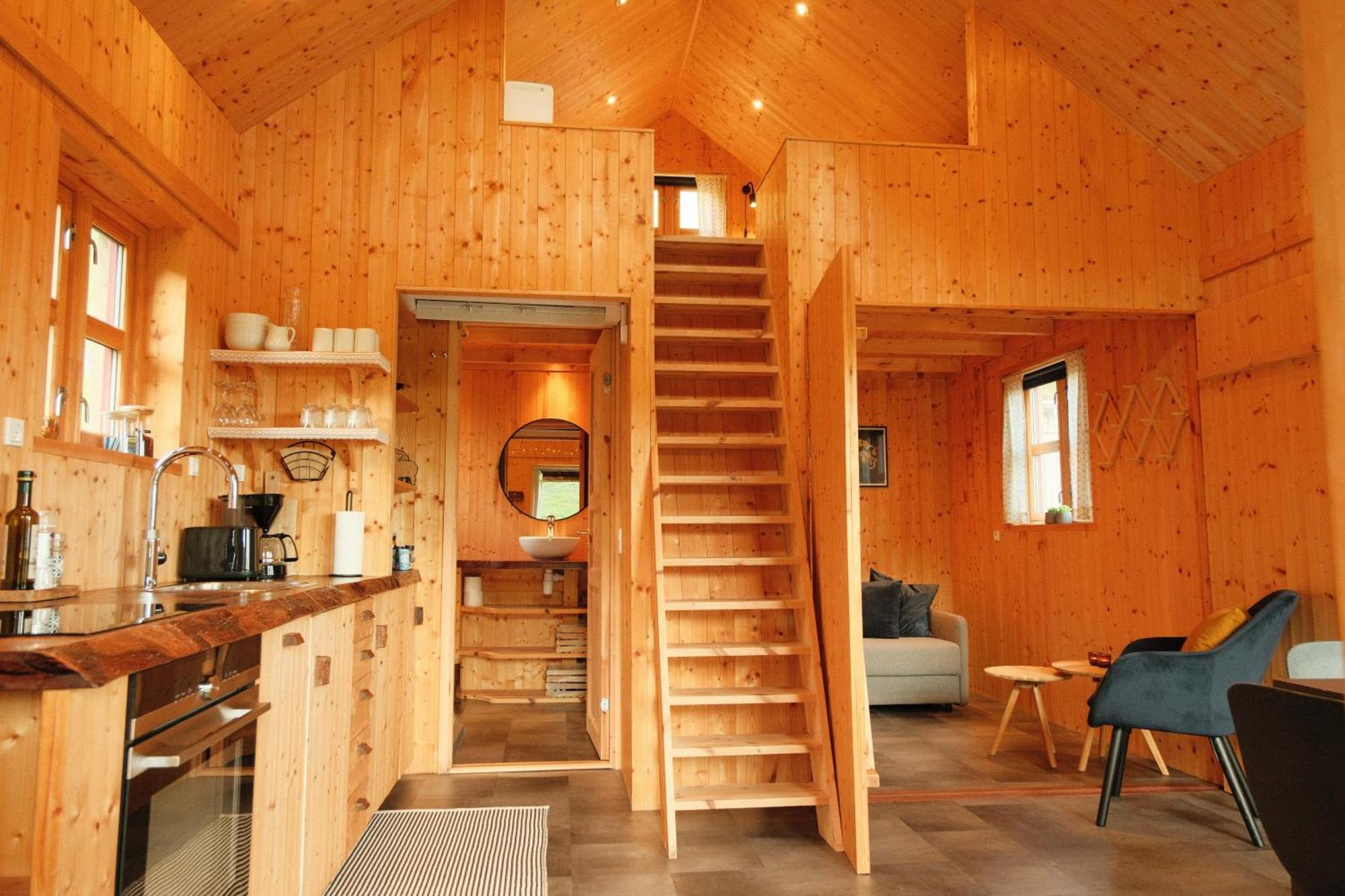 Mulafossur Cottages By Famous Waterfall In Gasadalur Buitenkant foto