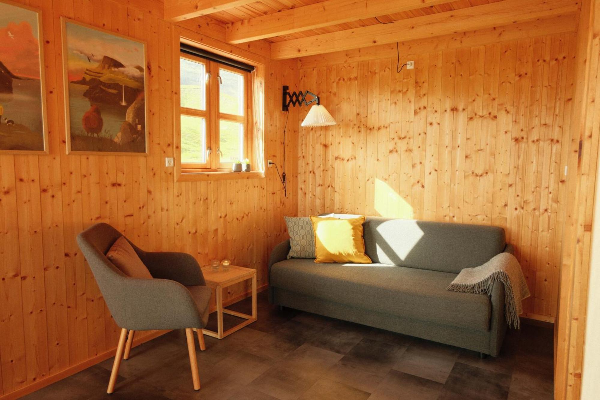 Mulafossur Cottages By Famous Waterfall In Gasadalur Buitenkant foto