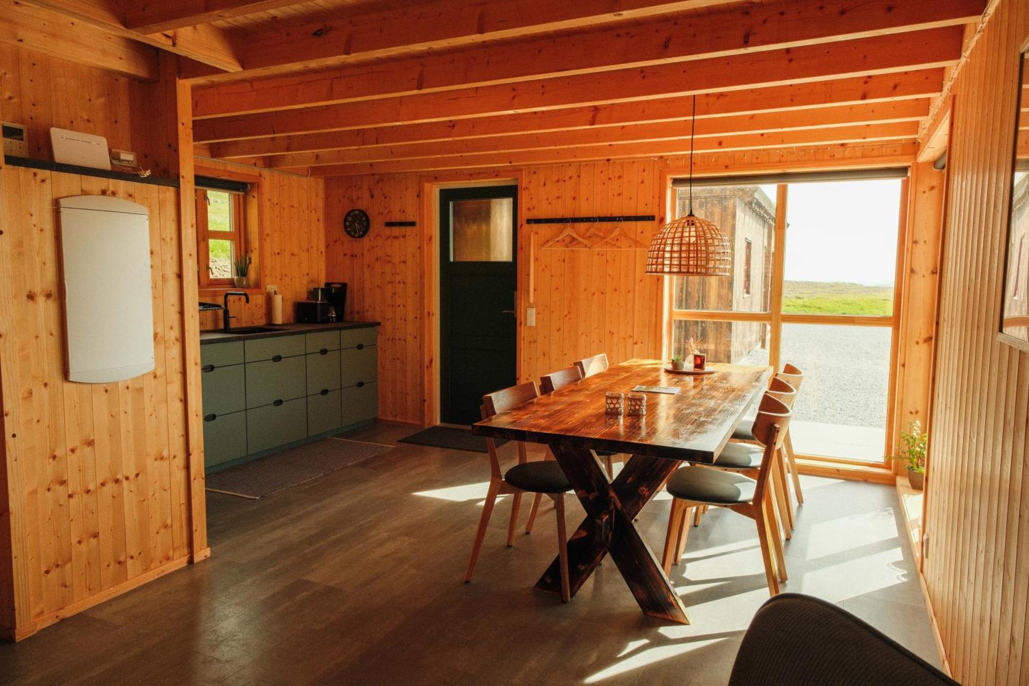 Mulafossur Cottages By Famous Waterfall In Gasadalur Buitenkant foto